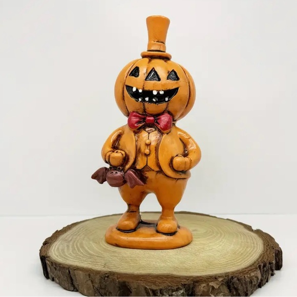 New Vintage Halloween Style Pumpkin Man with Bat - Picture 3 of 4